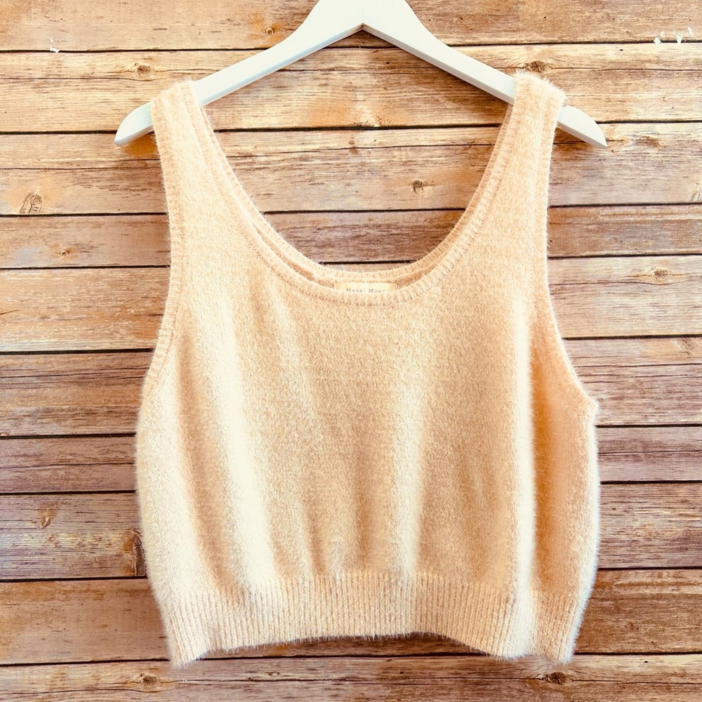 Hazel Moon Sweater Tank Women’s Size XL Cream Cropped Fuzzy